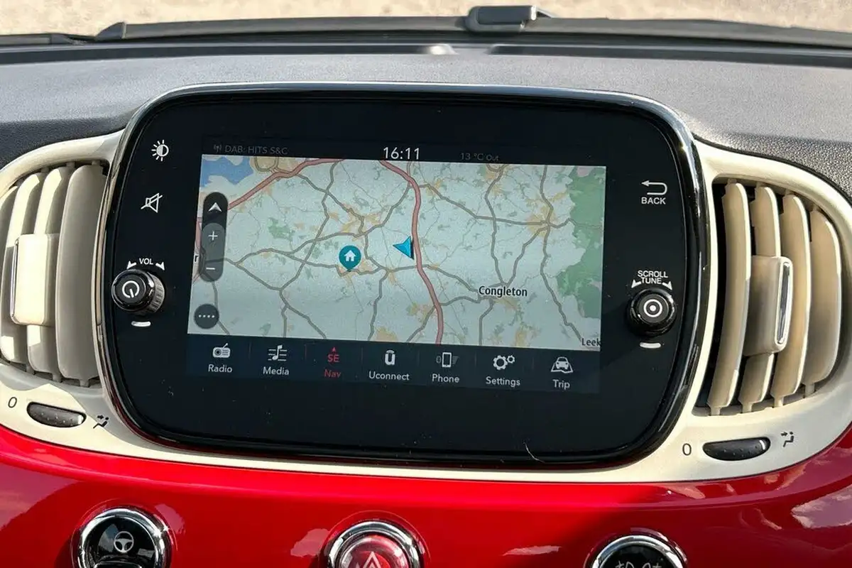 2022-fiat-500-10-dolcevita-big-10