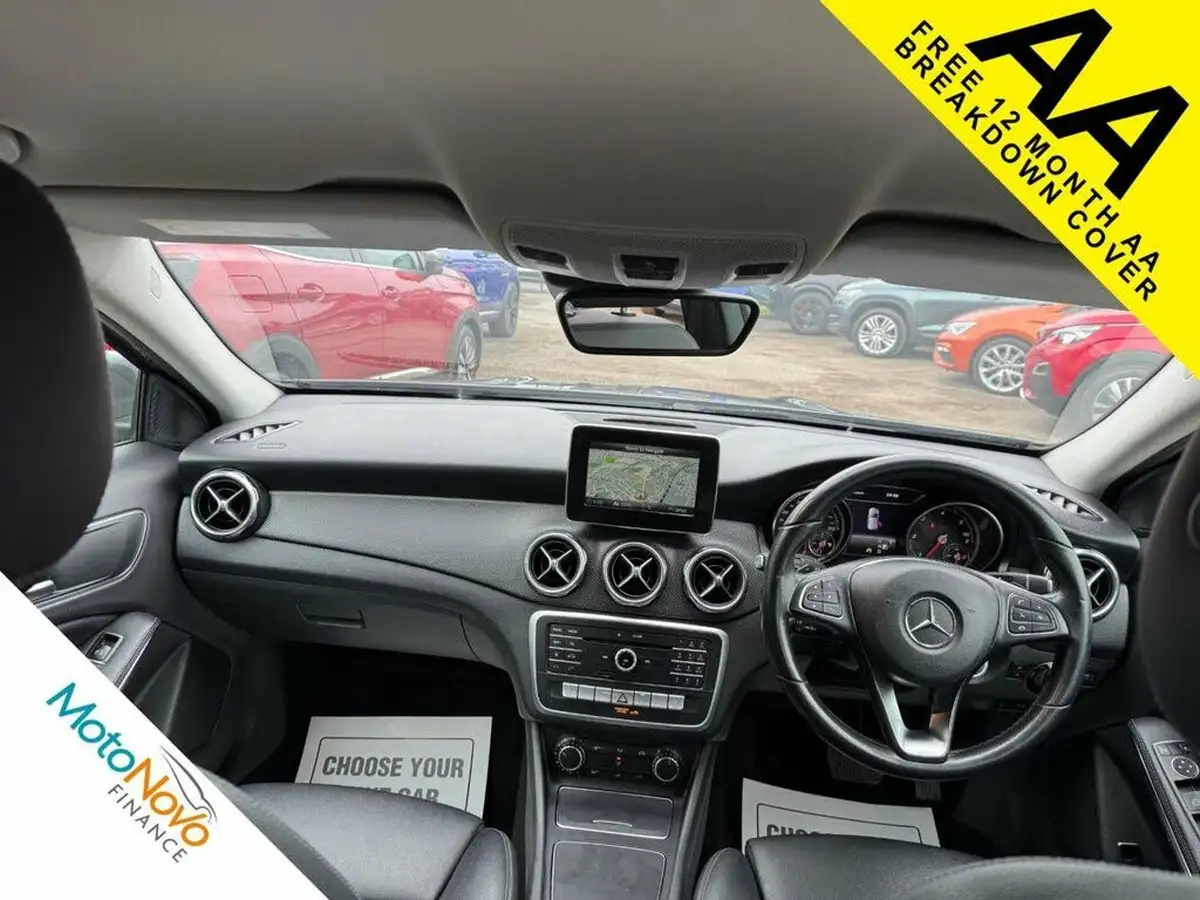 2019-mercedes-benz-gla-class-21d-gla-200d-se-executivess-big-1