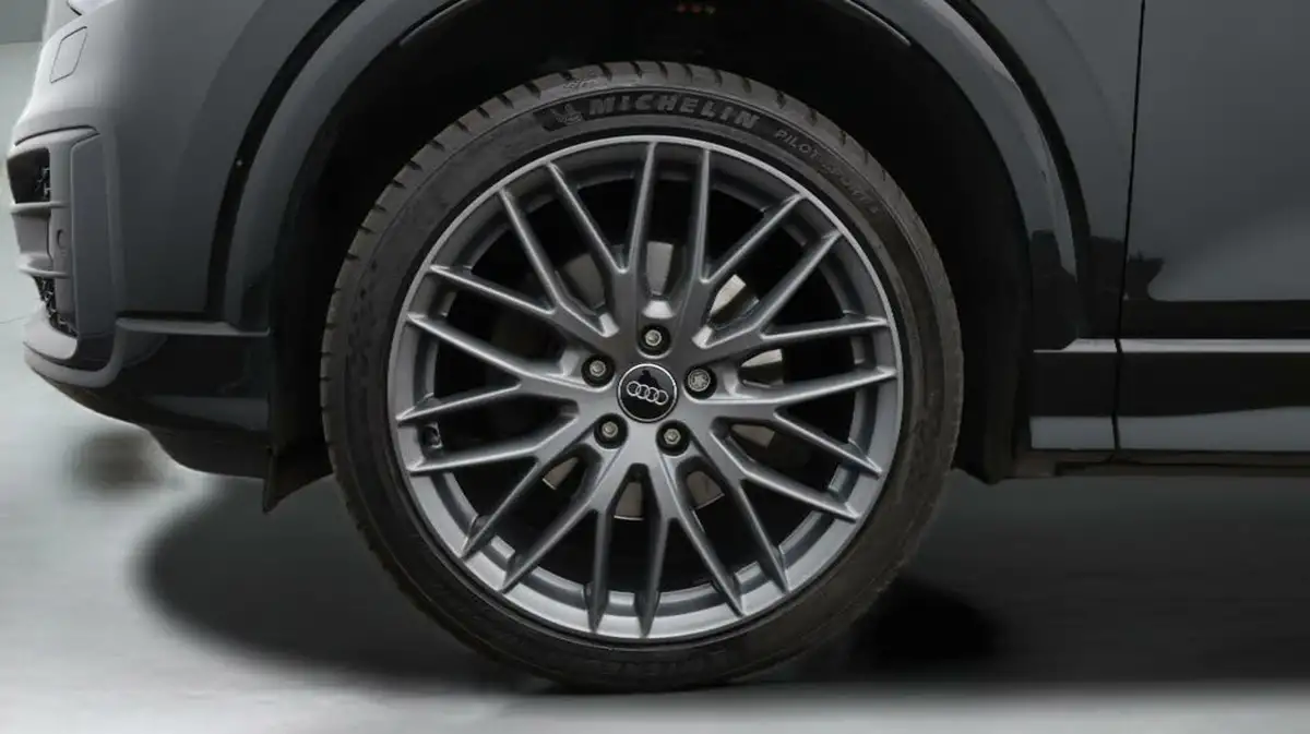 2020-audi-q2-20-40-tfsi-black-edition-big-18