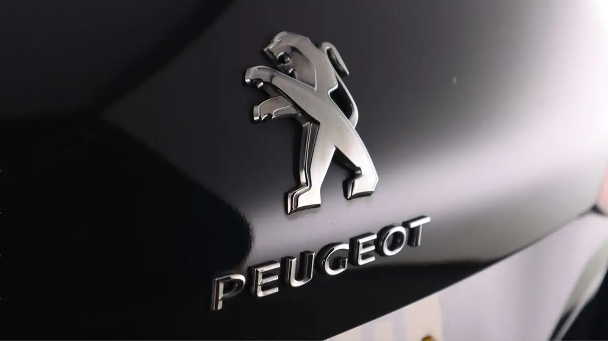 2020-peugeot-308-sw-12-puretech-allure-130bhp-big-19