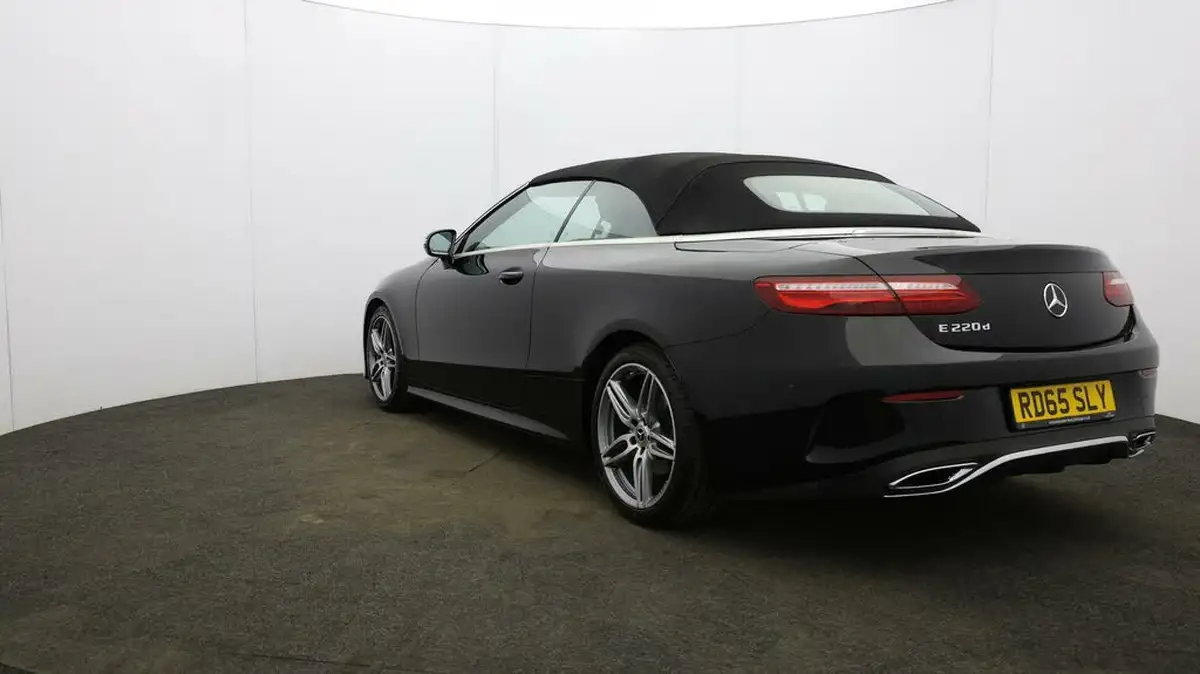 2019-mercedes-benz-e-class-20d-e220d-amg-line-cabriolet-2d-plus-big-44