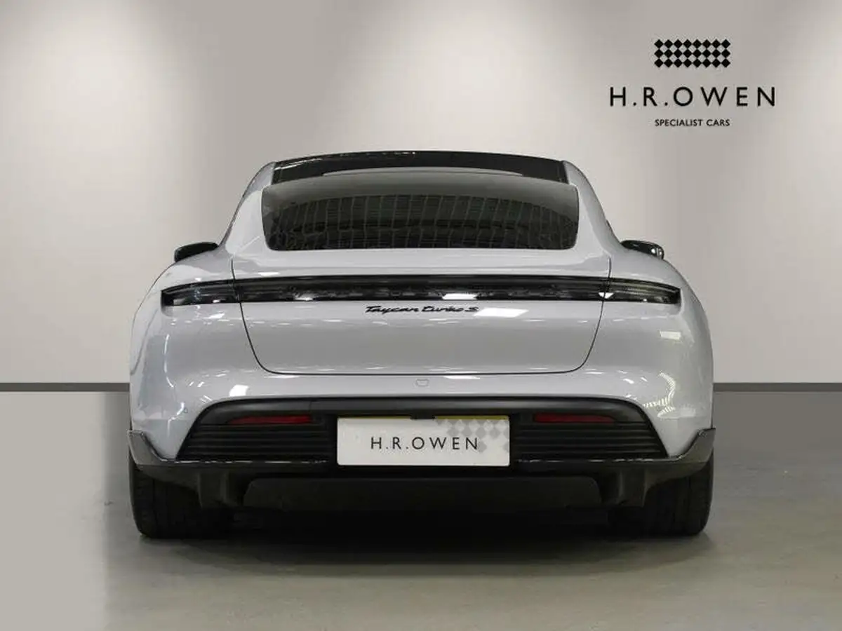 2023-porsche-taycan-e-turbo-s-big-9