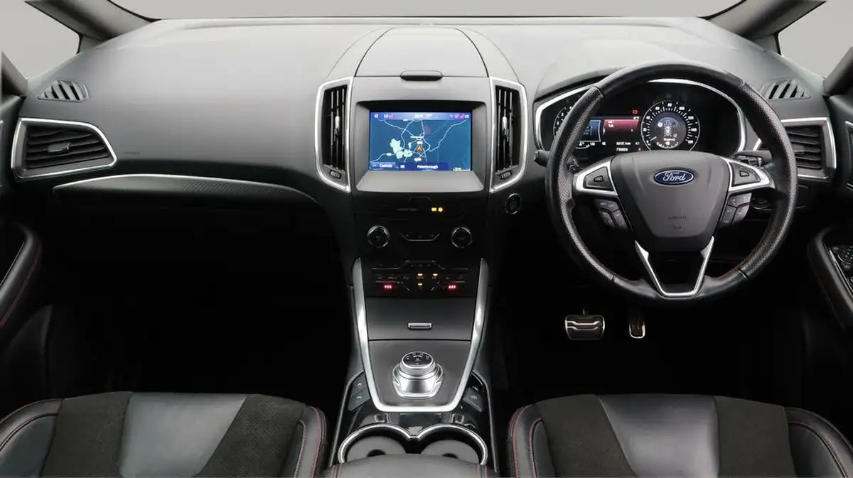 2021-ford-s-max-20-st-line-big-13
