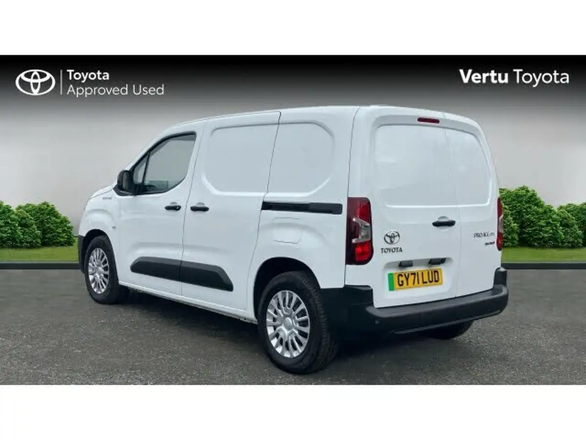 2021-toyota-proace-city-e-icon-big-3