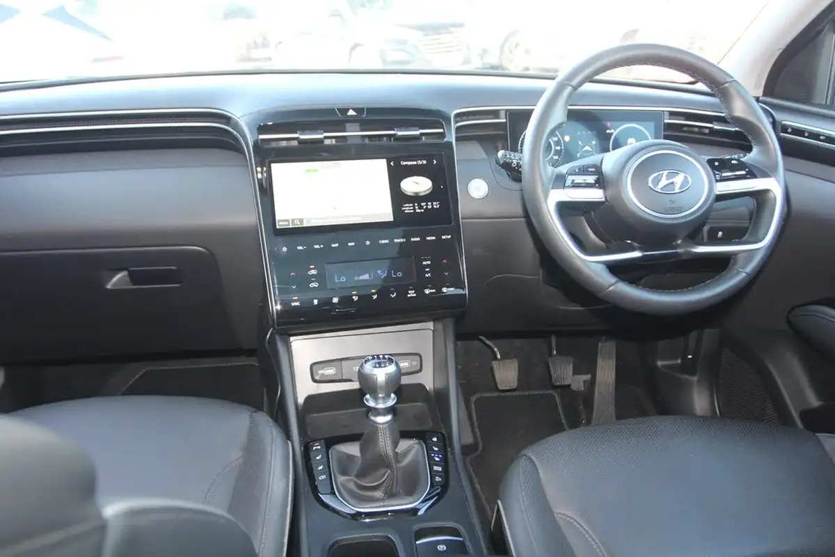 2023-hyundai-tucson-16-t-gdi-ultimate-150ps-big-17