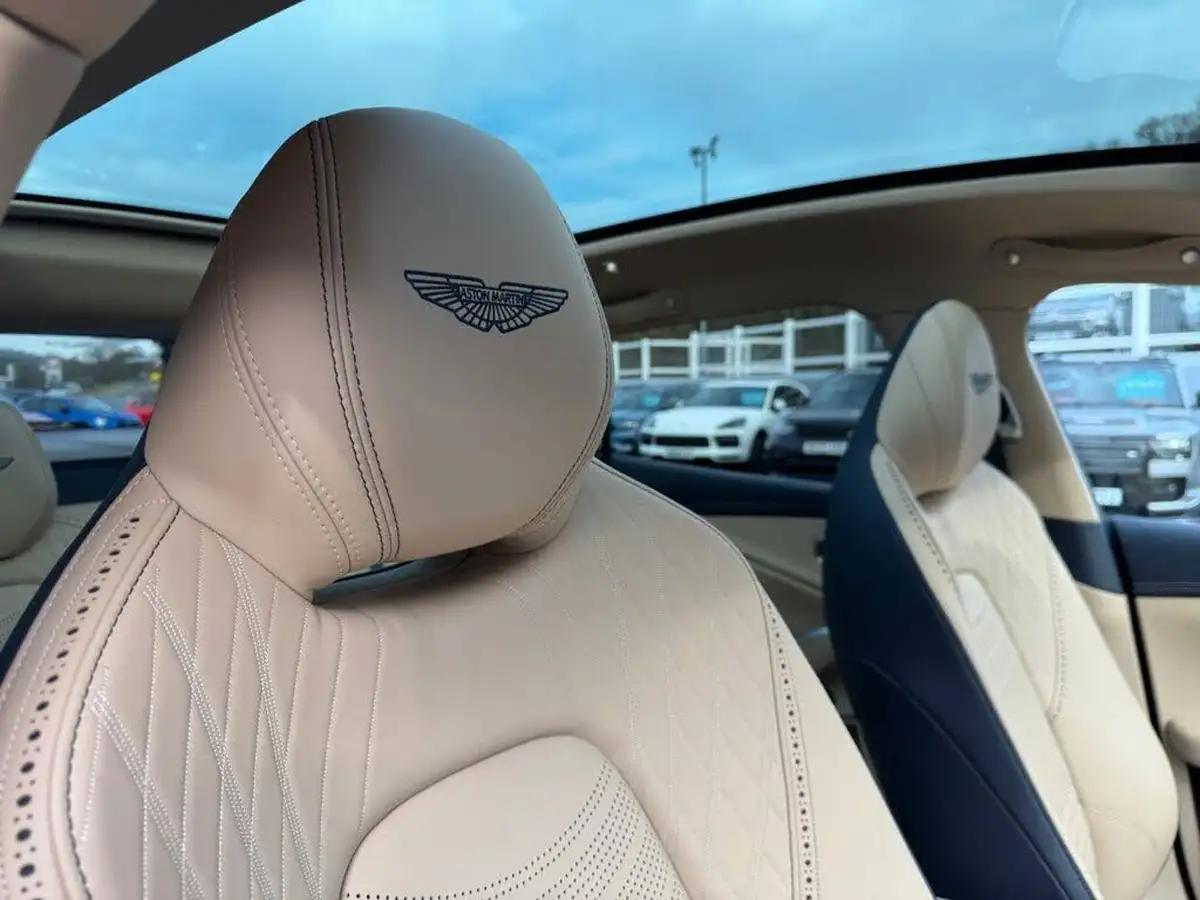 2022-aston-martin-dbx-40-v8-big-40