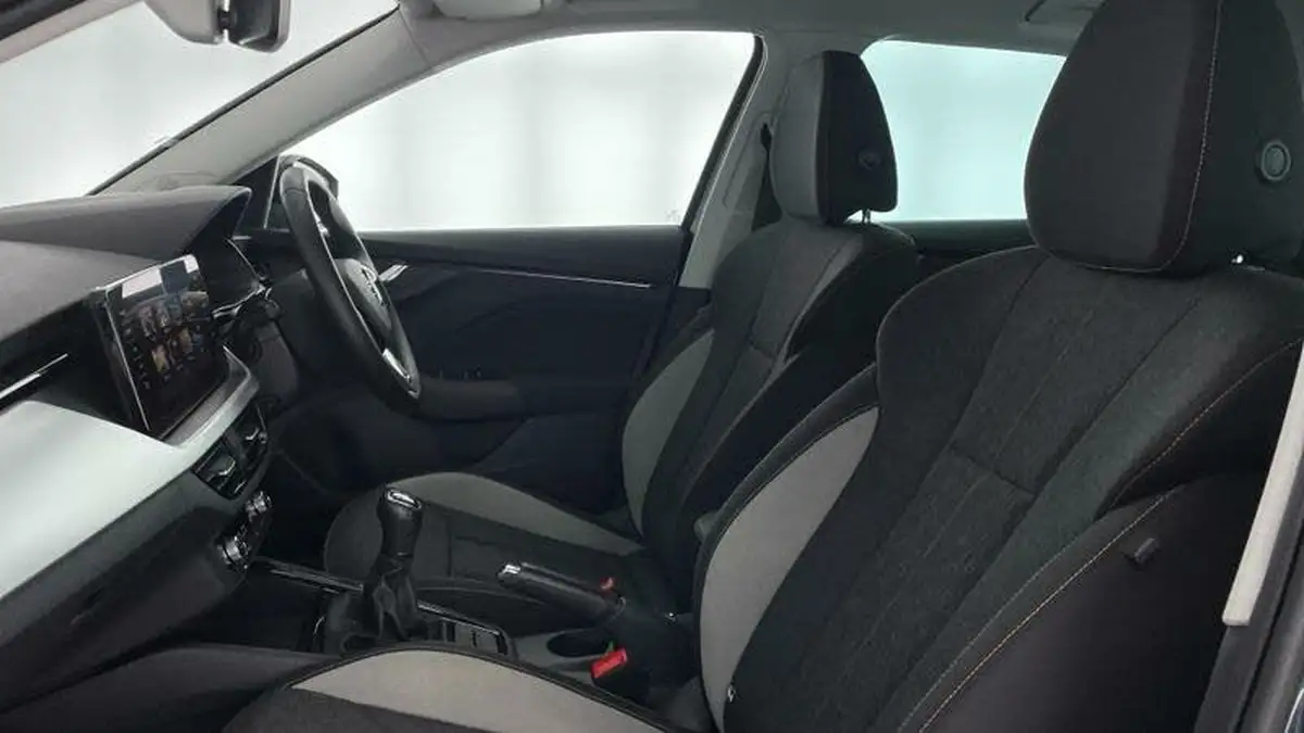 2020-skoda-kamiq-15-tsi-se-l-hatchback-big-38