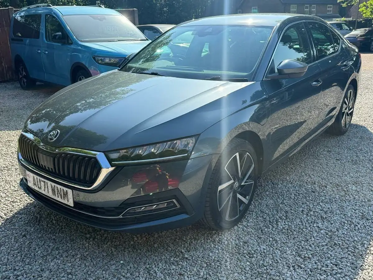 2021-skoda-octavia-14-tsi-se-l-hatchback-big-2