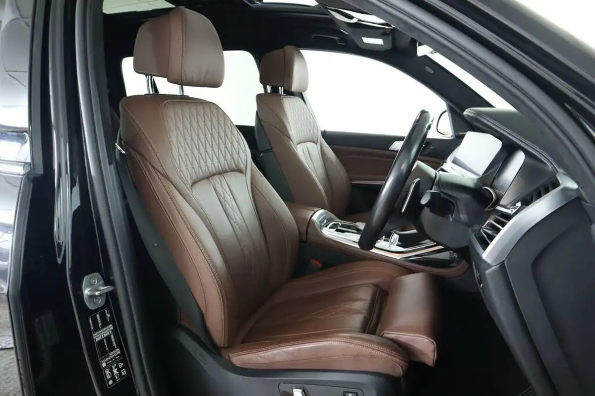2022-bmw-x7-30td-xdrive-40d-m-sport-big-14