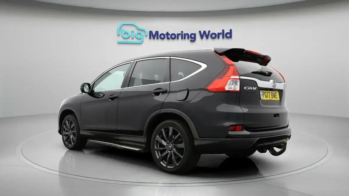 2017-honda-cr-v-16i-dtec-black-edition-auto-big-4