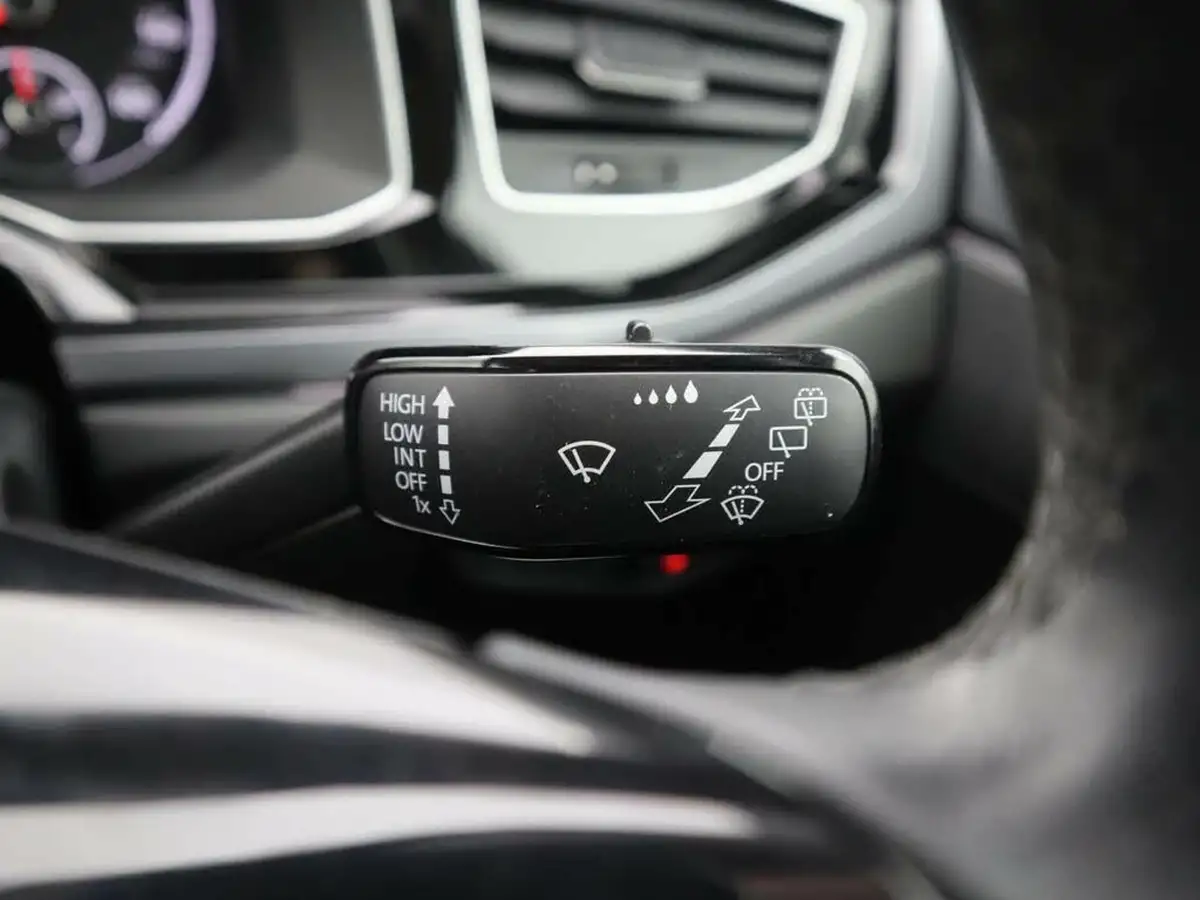 2020-volkswagen-polo-10-tsi-sel-115ps-dsg-big-34