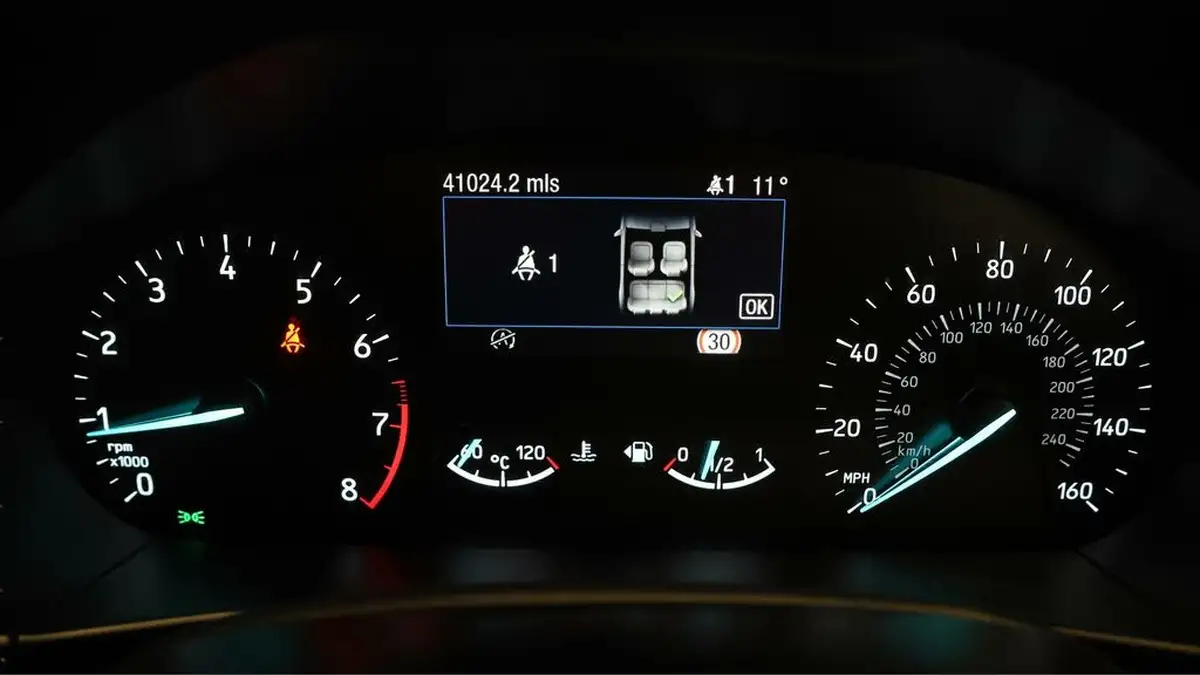 2019-ford-focus-15t-titanium-x-hatchback-big-9