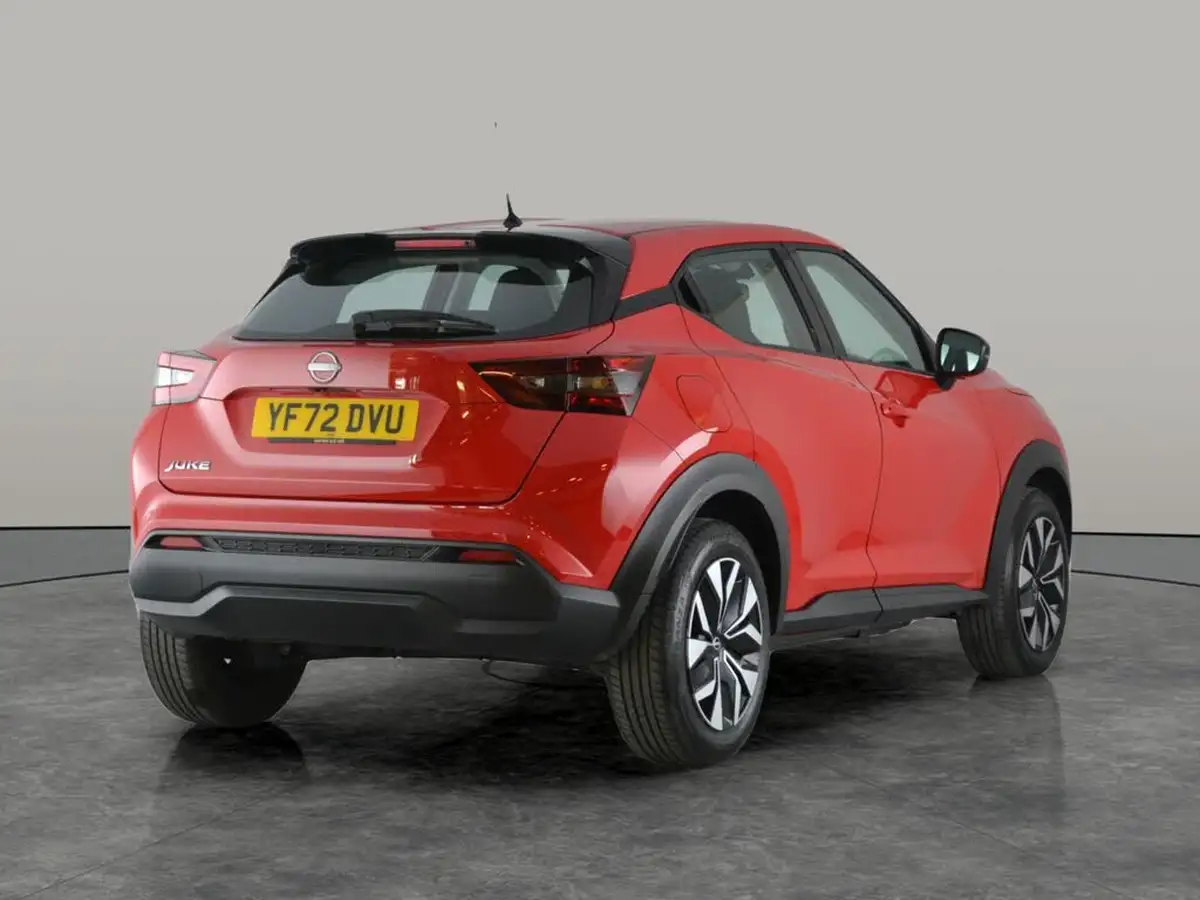 2022-nissan-juke-10-dig-t-acenta-dct-big-11