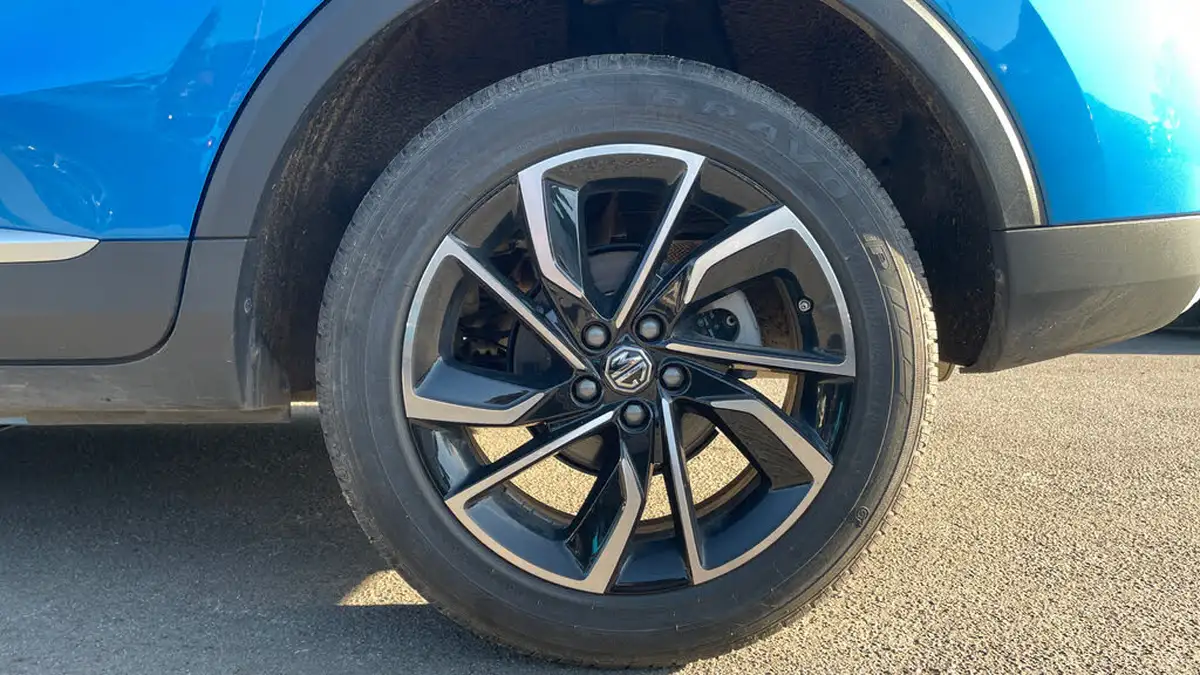 2024-mg-zs-suv-15-vti-tech-exclusive-big-17