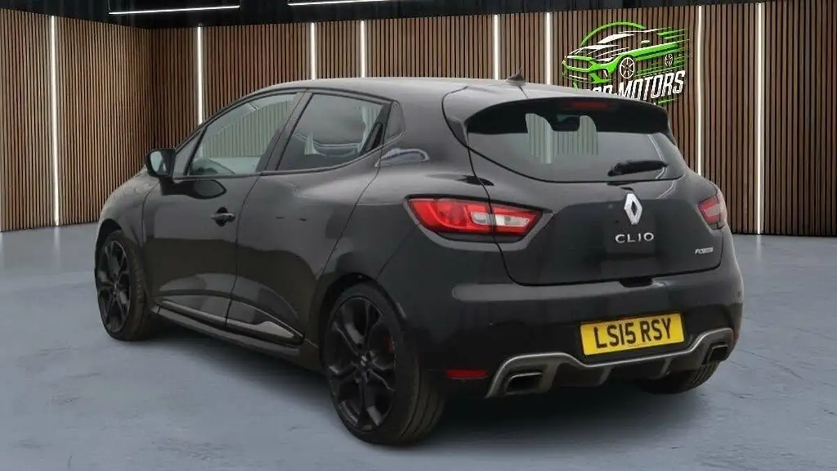 2015-renault-clio-16-renaultsport-200-lux-big-6