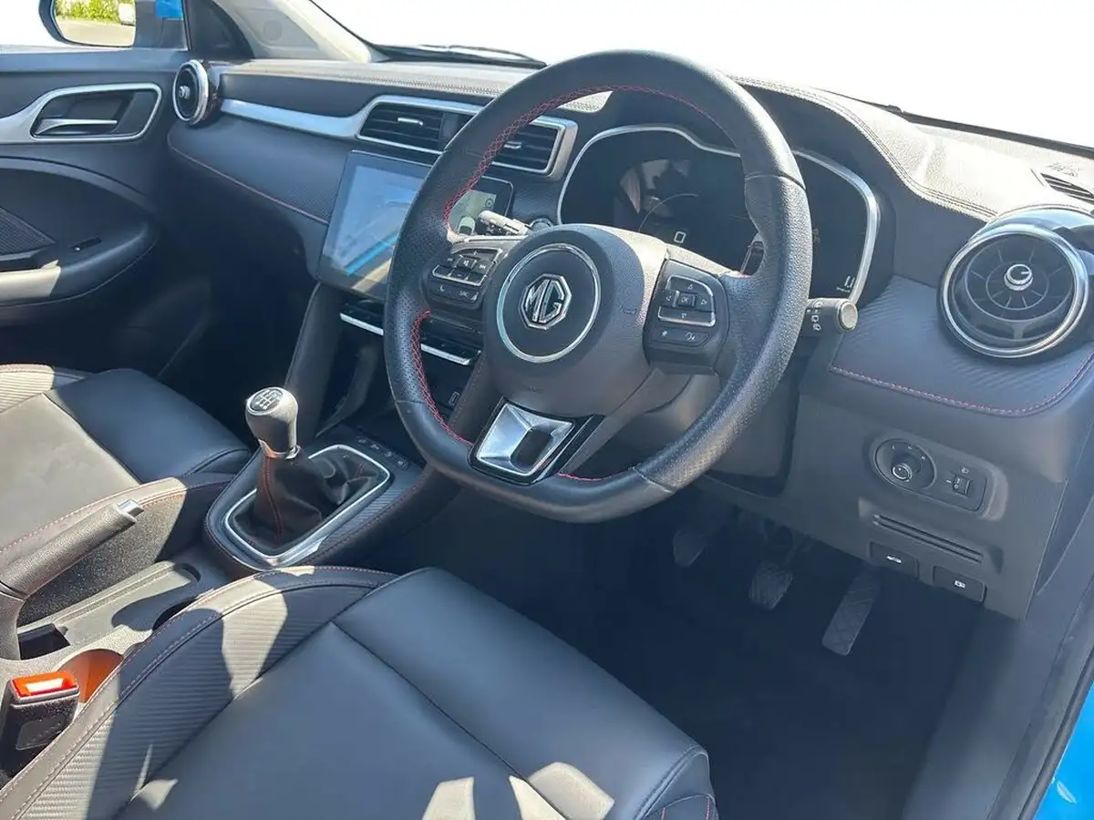 2021-mg-zs-suv-10t-gdi-exclusive-big-10