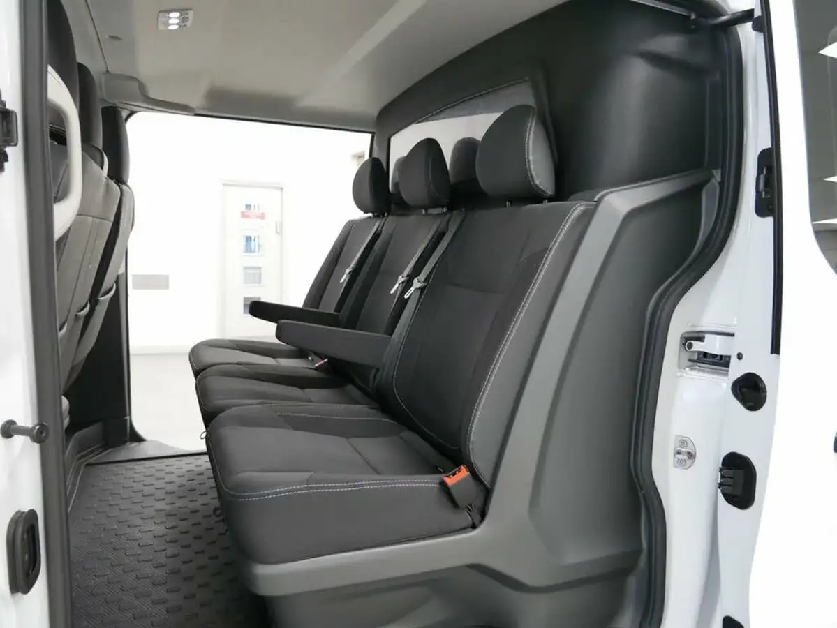 2023-renault-trafic-20dci-ll30-150-extra-sport-eu6e-crew-big-3