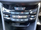 2018-peugeot-2008-suv-12-puretech-allure-82bhp-small-28