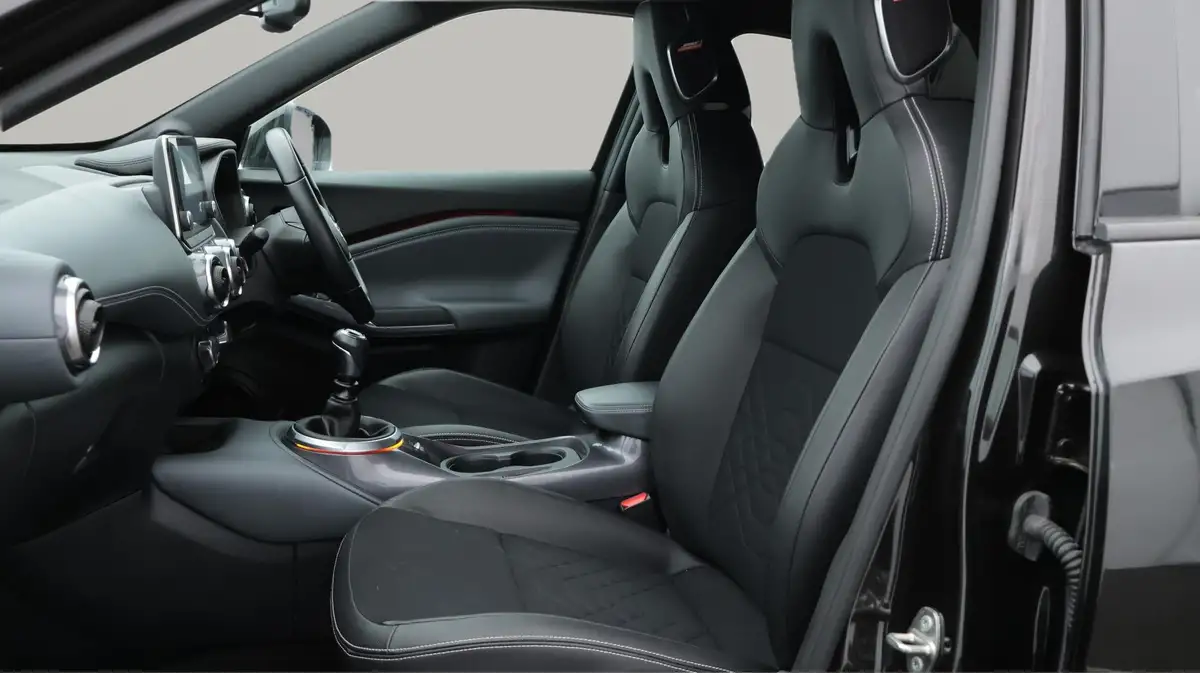 2022-nissan-juke-10-dig-t-tekna-big-14