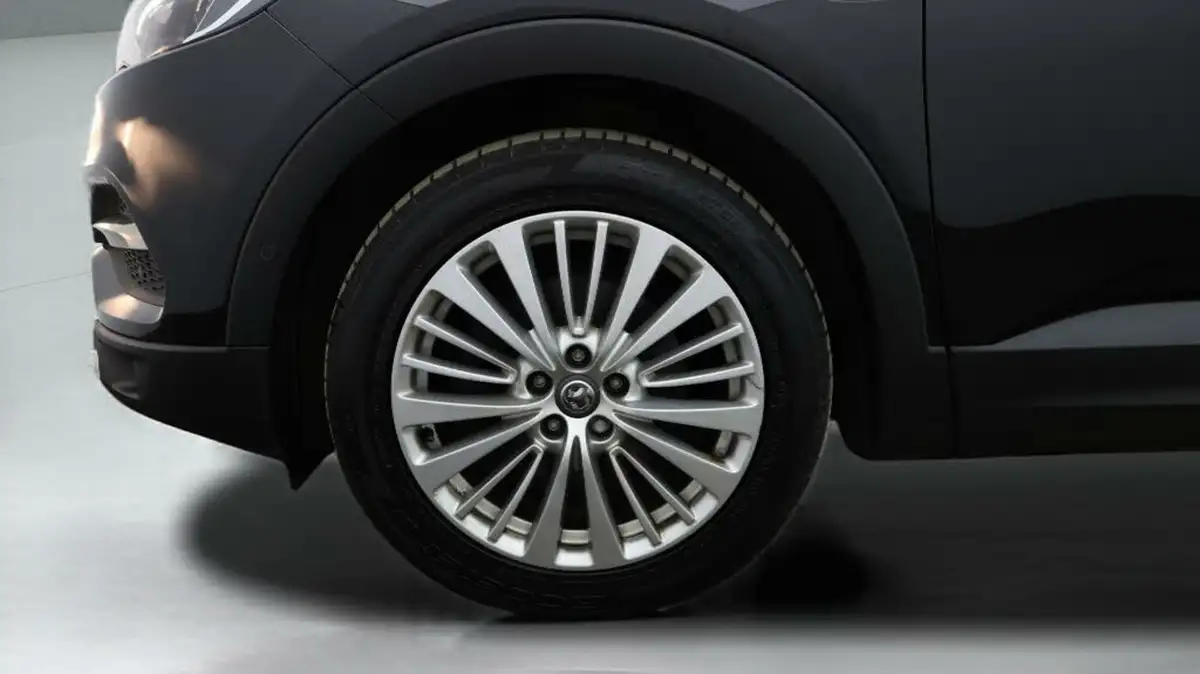 2019-vauxhall-grandland-x-15td-sport-nav-big-17
