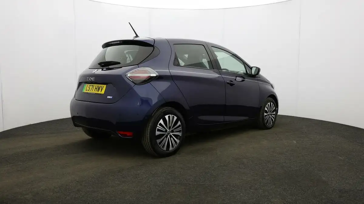2021-renault-zoe-e-riviera-limited-edition-big-63
