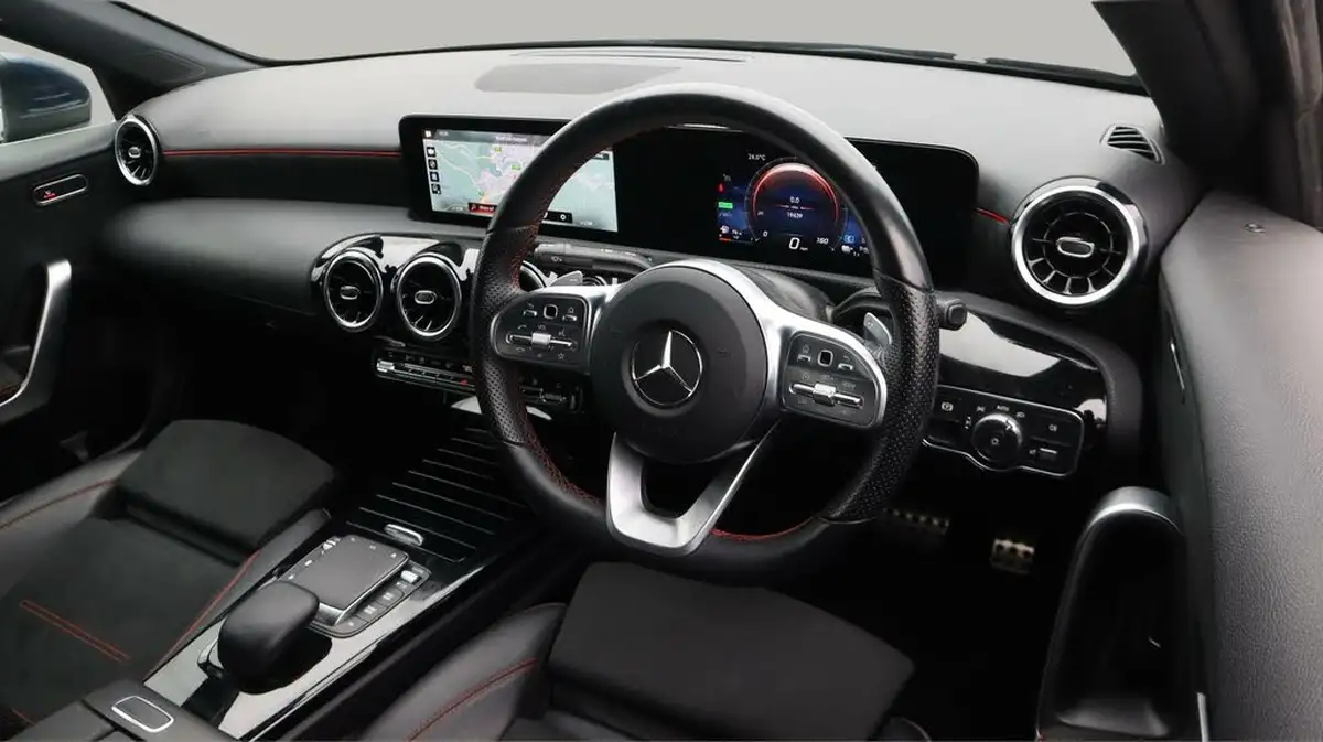 2021-mercedes-benz-a-class-13-a250e-amg-line-executive-saloon-4d-big-9