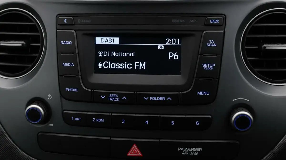 2017-hyundai-i10-12-se-big-11