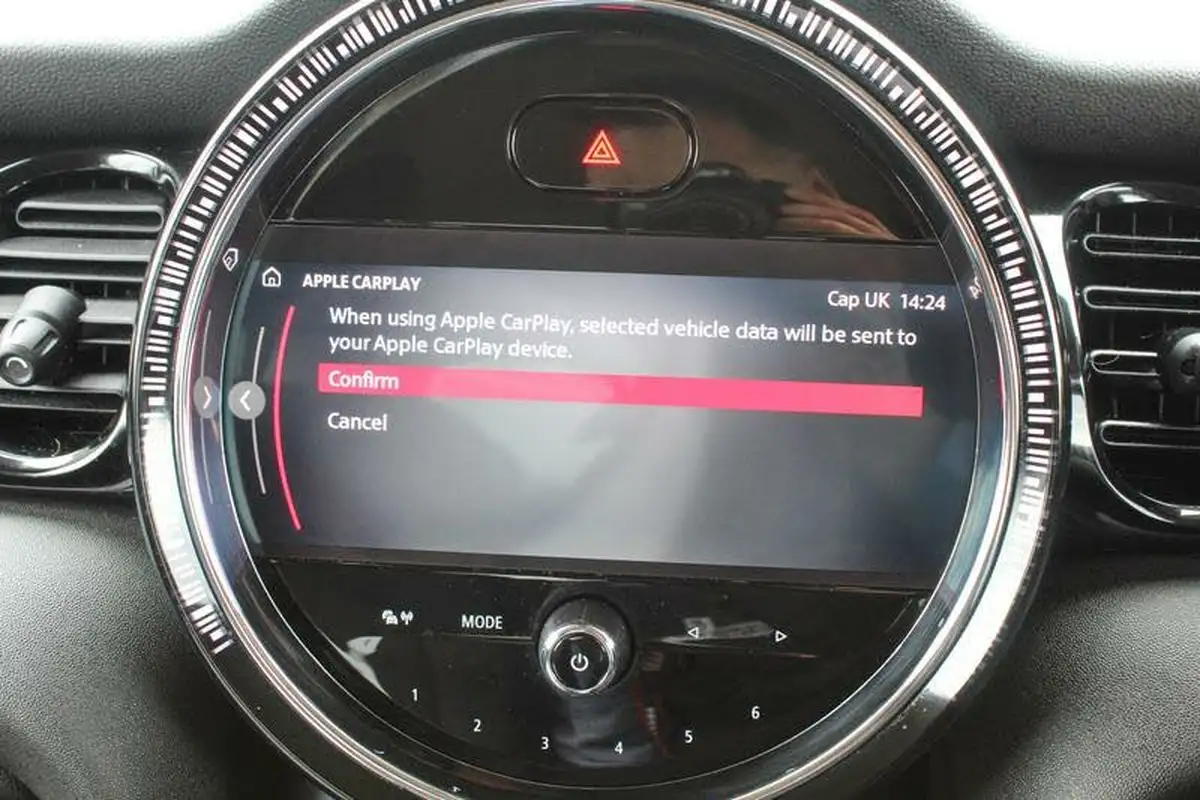 2022-mini-cooper-15-cooper-classic-hatchback-5d-big-23