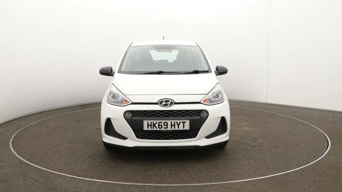2019-hyundai-i10-10-s-big-37