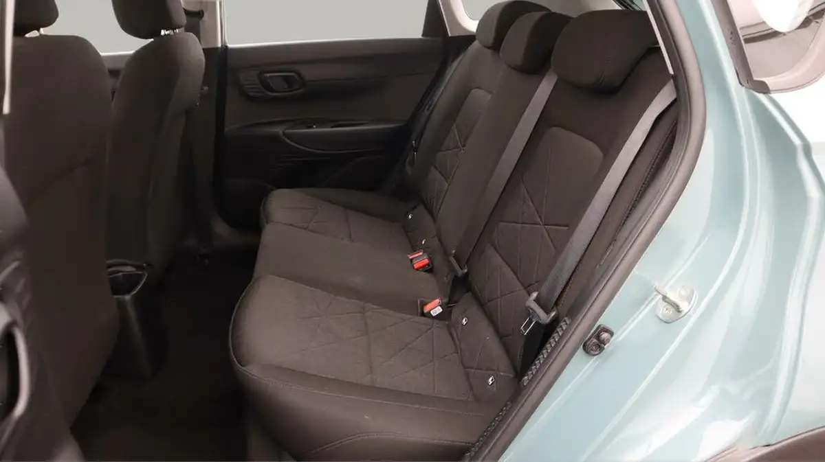 2022-hyundai-bayon-10-t-gdi-se-connect-dct-big-16