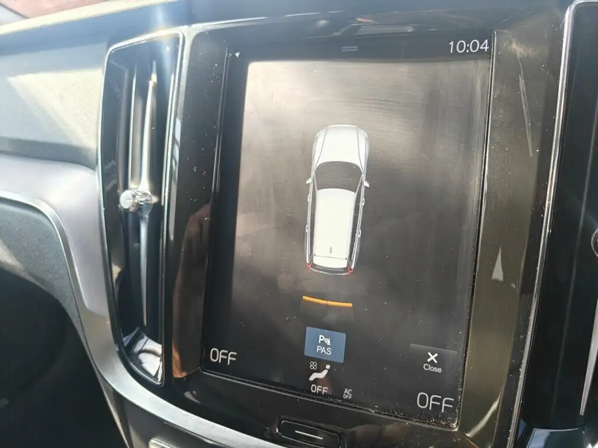 2018-volvo-v60-20td-d4-momentum-geartronic-big-78