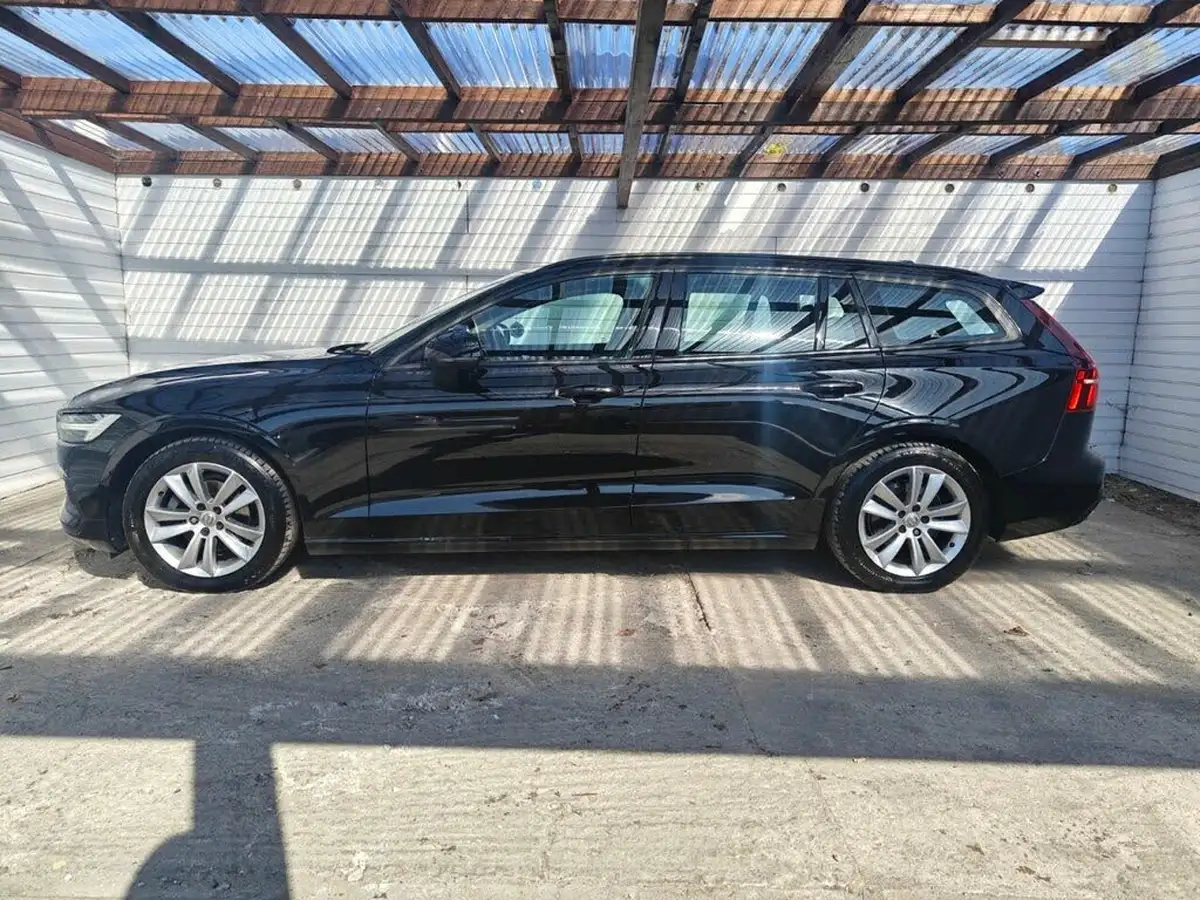 2018-volvo-v60-20td-d4-momentum-geartronic-big-2