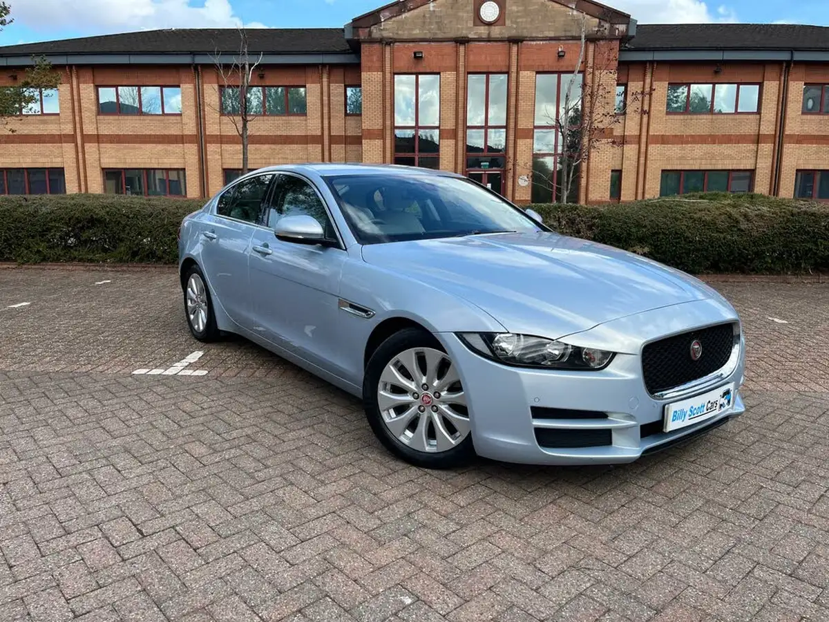 2016-jaguar-xe-20d-prestige-163ps-big-14