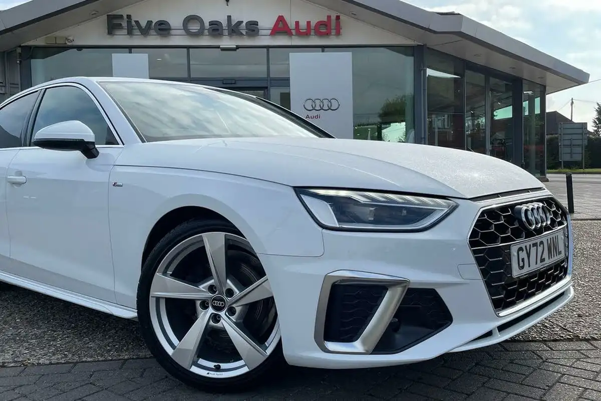 2022-audi-a4-20-35-tfsi-s-line-tronic-big-19