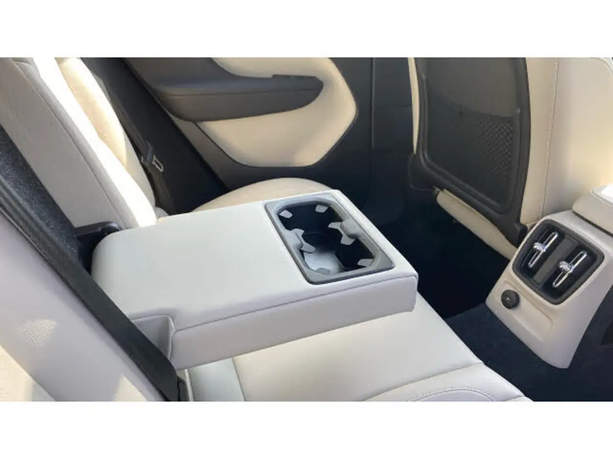 2021-volvo-xc40-15-t5-inscription-pro-258bhp-big-24