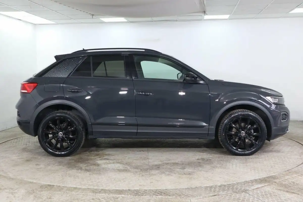 2020-volkswagen-t-roc-15-tsi-black-edition-dsg-big-9