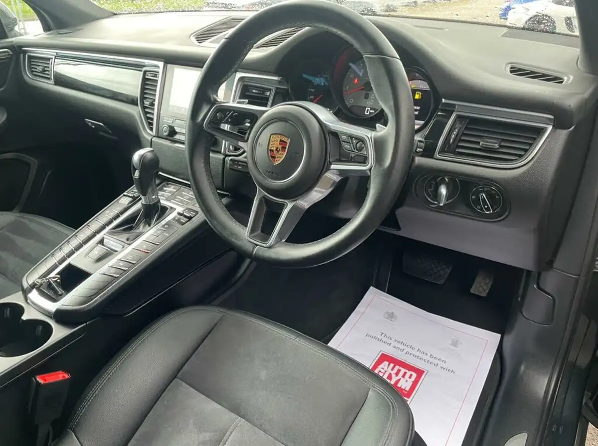 2016-porsche-macan-30-s-big-7