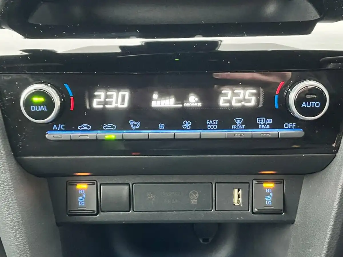 2023-toyota-yaris-cross-15-vvt-i-gr-sport-big-44