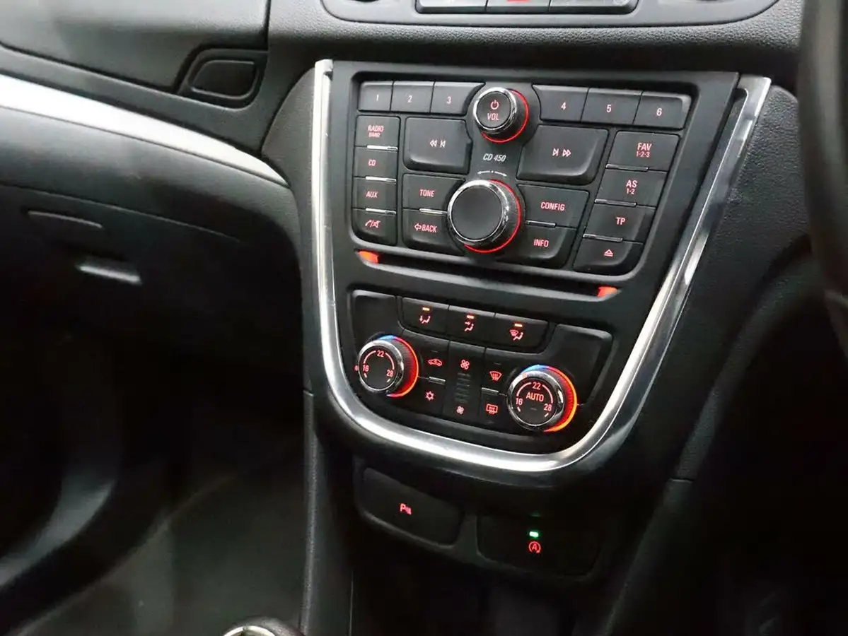 2015-vauxhall-mokka-14i-16v-turbo-exclusiv-ss-big-20