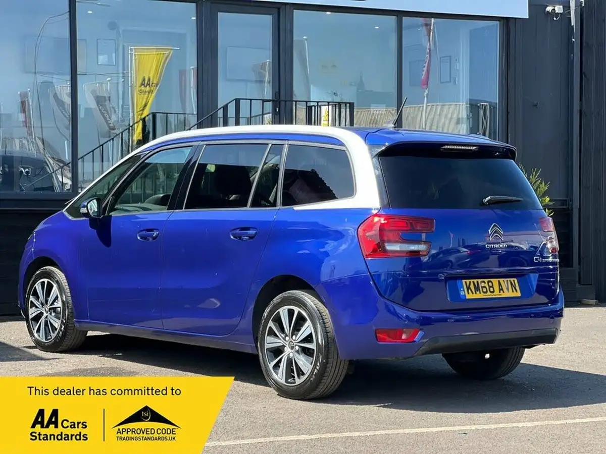 2018-citroen-grand-c4-spacetourer-12-puretech-feel-big-7