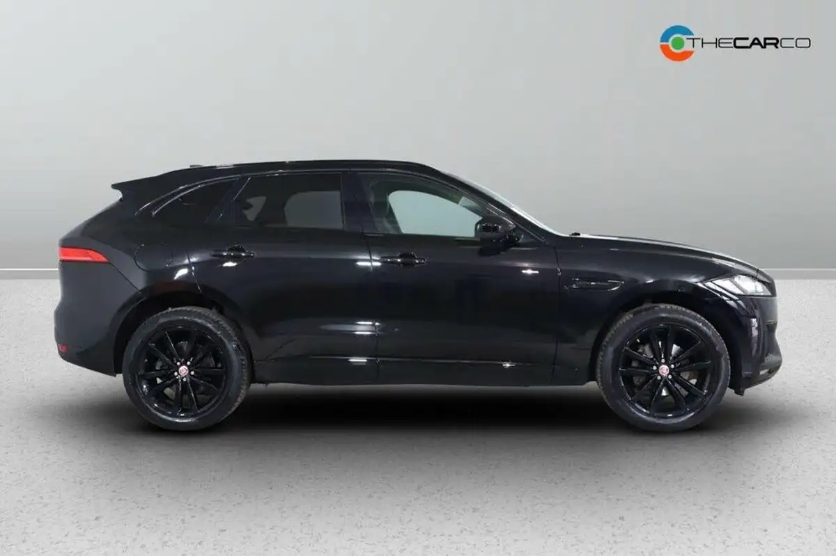 2020-jaguar-f-pace-20-i4d-chequered-flag-240ps-big-9