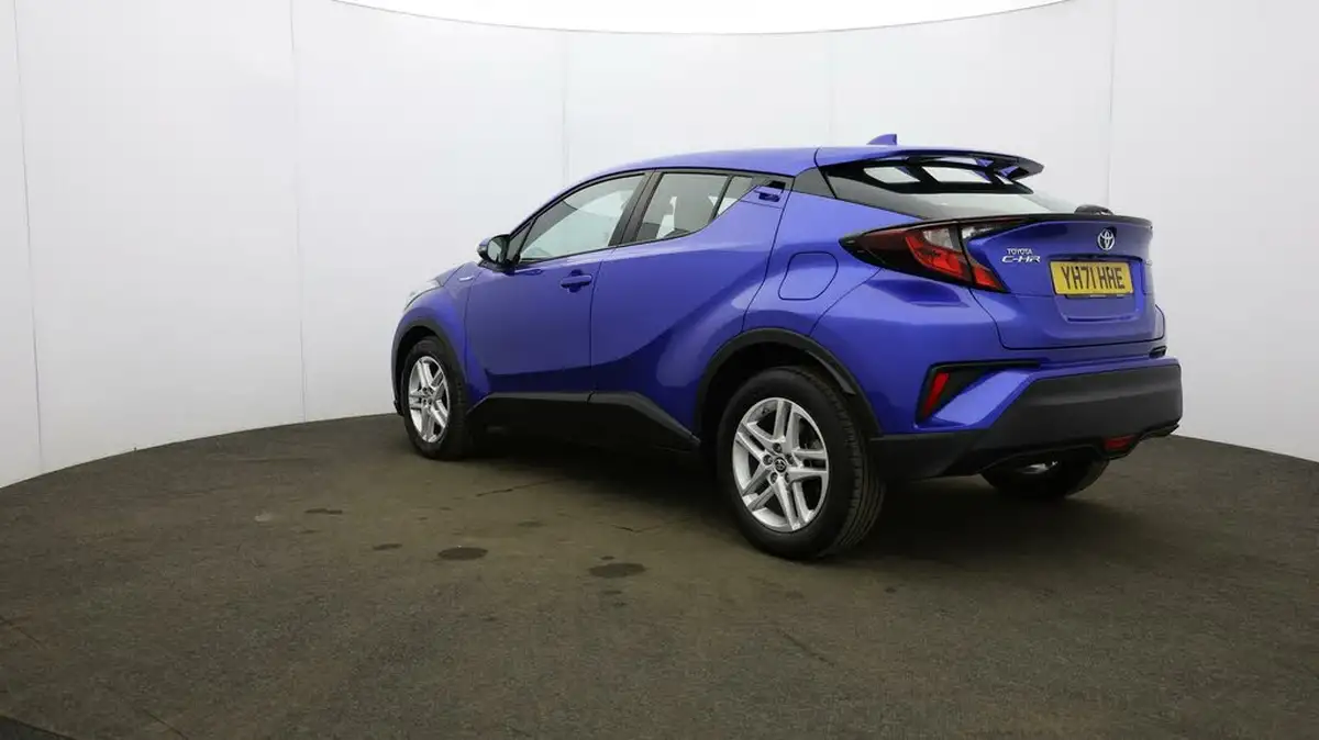 2021-toyota-c-hr-18-vvt-i-icon-big-52