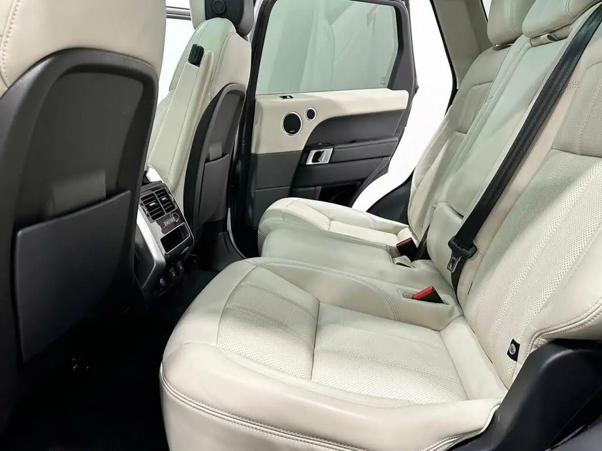 2018-land-rover-range-rover-sport-30-sd-v6-hse-sdv6-big-38