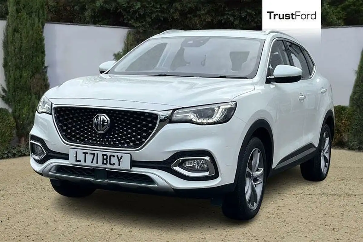 2021-mg-hs-15t-gdi-excite-162ps-big-4