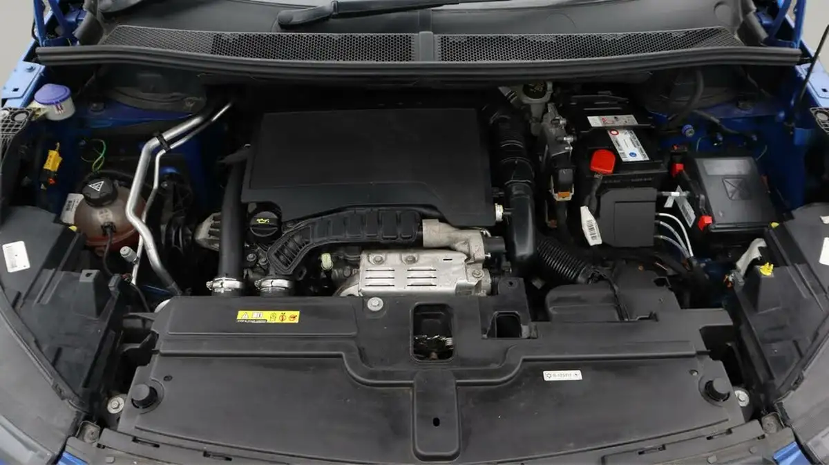 2020-vauxhall-grandland-x-12-sri-nav-big-19