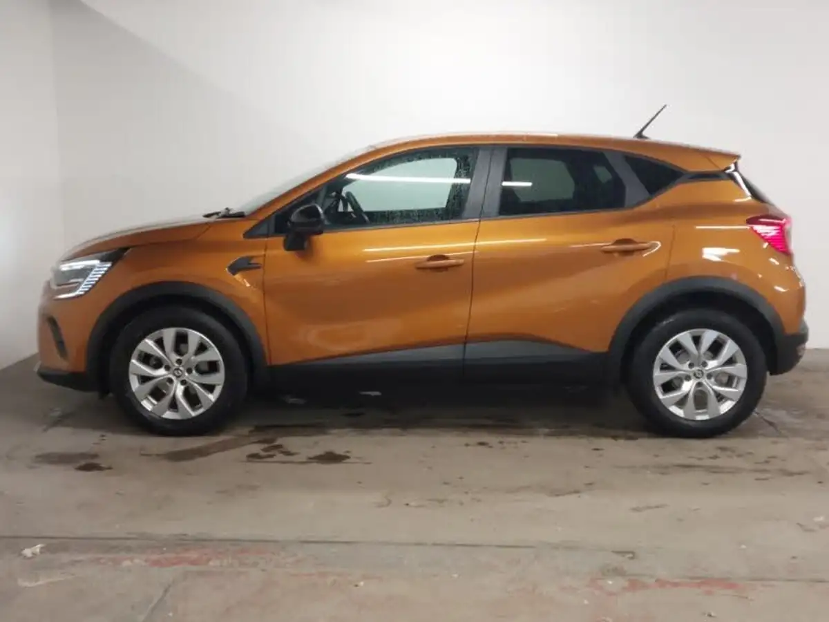 2022-renault-captur-10-tce-iconic-edition-big-3