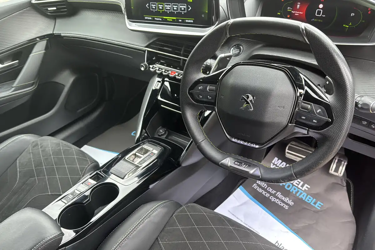 2022-peugeot-208-12-puretech-gt-premium-130bhp-eat8-big-9