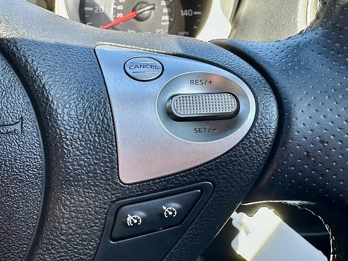 2012-nissan-juke-16-acenta-premium-16v-1598cc-big-23