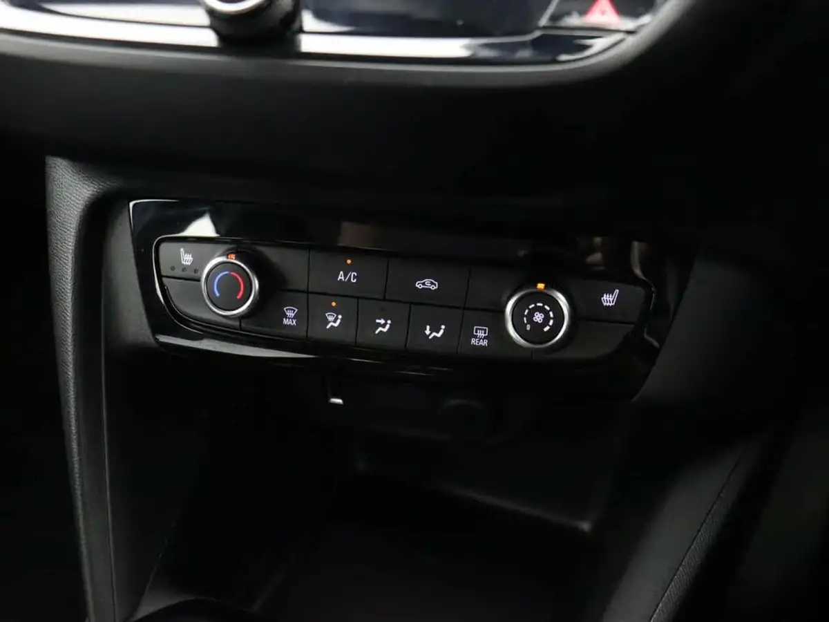 2020-vauxhall-corsa-12i-se-premium-big-37