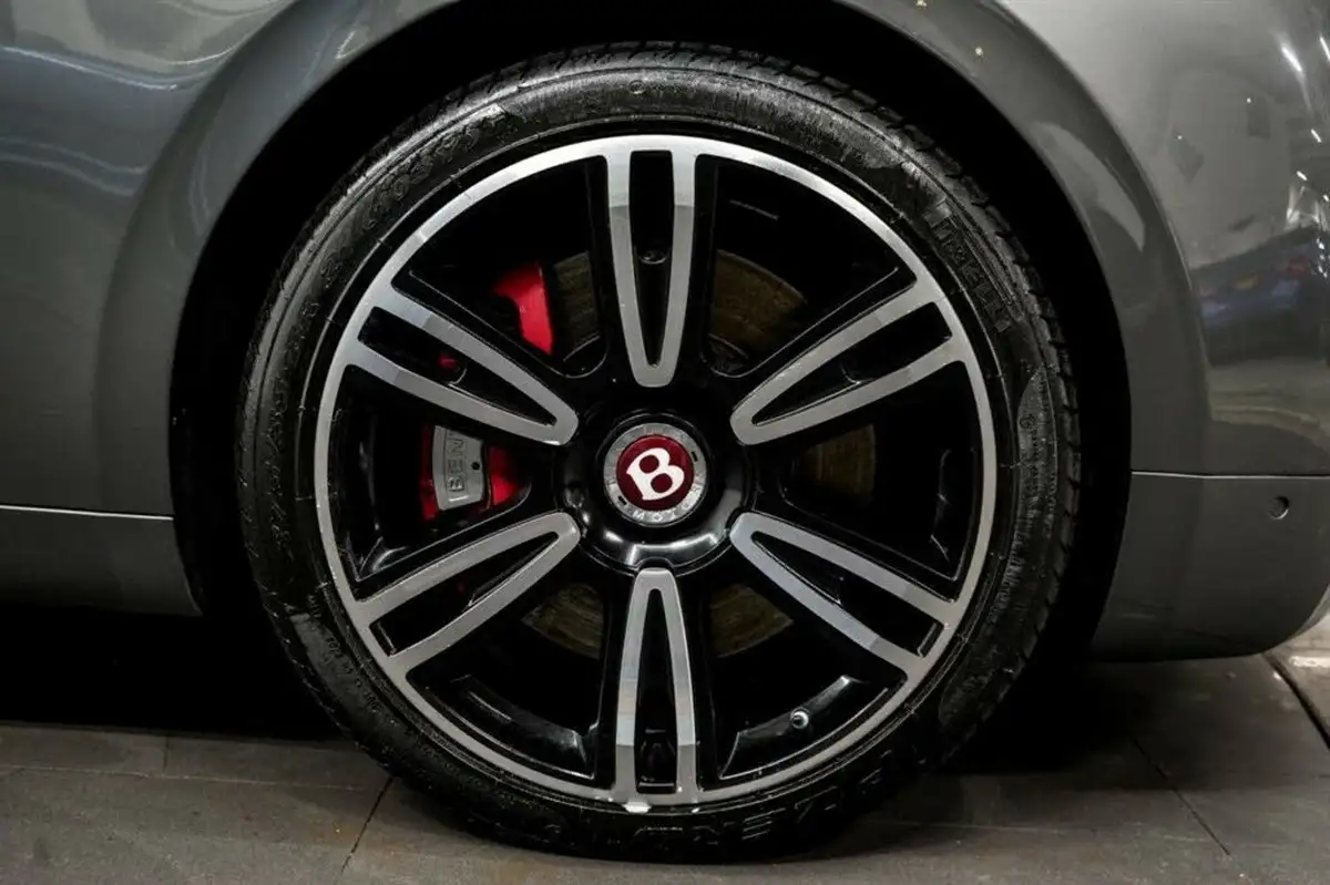 2016-bentley-flying-spur-40-v8-s-big-5